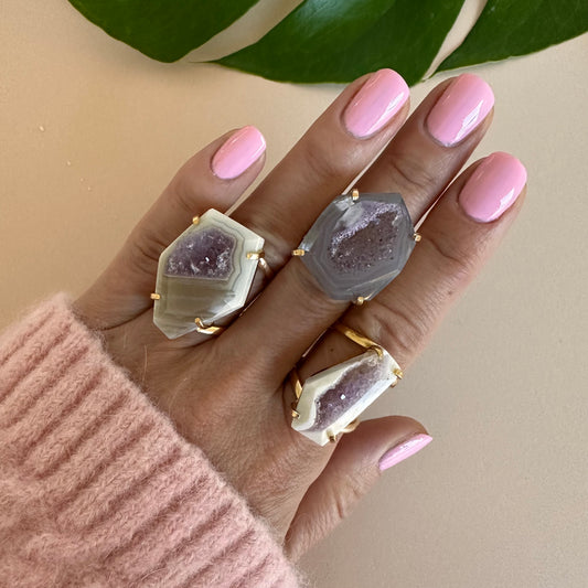 Freeform faceted geode with amethyst crystals ring