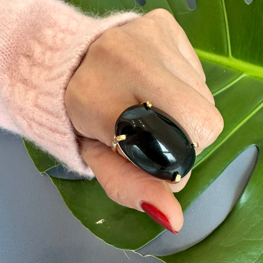 Black onyx oval ring