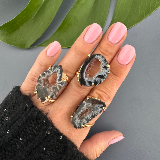 Black geode freeform slice ring
